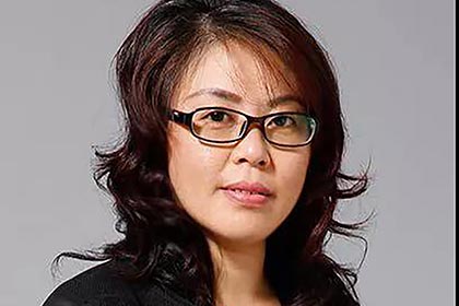 设计名人堂丨用心观察生活，让设计与生活互动—黄爱侠